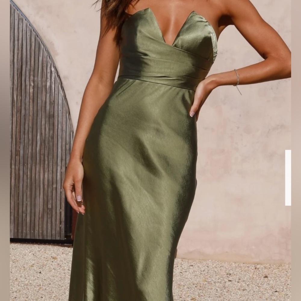 BILLY J Valerie Maxi Dress - Olive